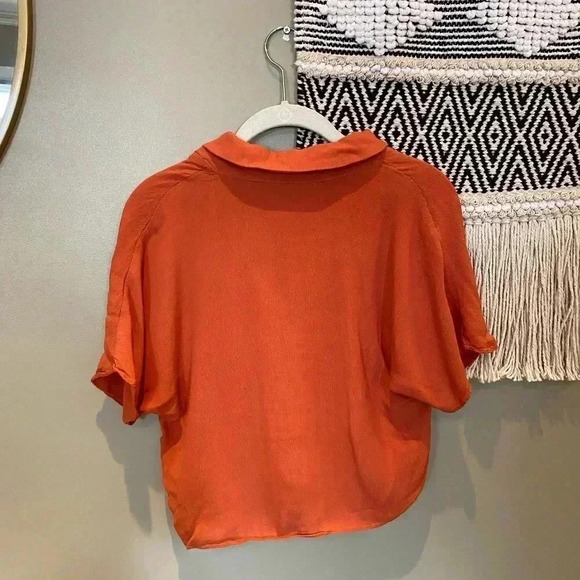MOD REF ORANGE TIE FRONT CROP TOP S - Picture 2 of 4